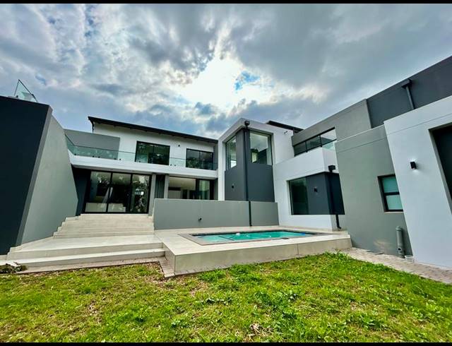 5 BEDROOM HOUSE FOR SALE IN MIDSTREAM RIDGE